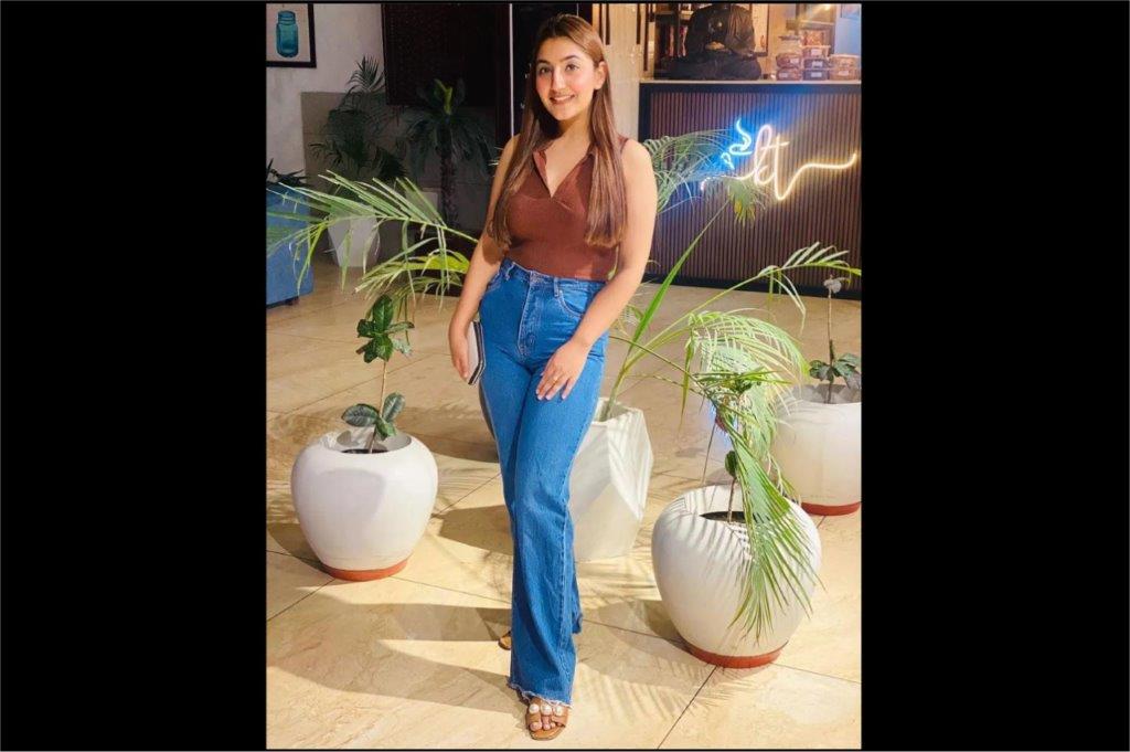 smart event hostess in gandhinagar